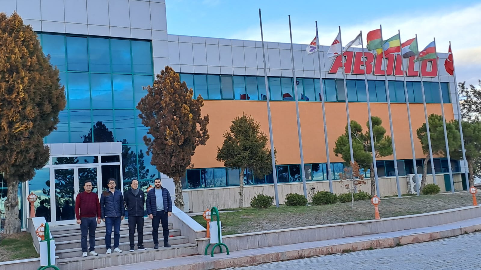 Компания Abollo приняла делегацию из Японии на своем производстве || Аболло Сельскохозяйственная техника | Почвообрабатывающая техника, Сеялки, Уборочные машины, Подготовка фермы и кормления, Машины для внесения удобрений и опрыскивания, Перевозчики, Прицеп-цистерна для перевозки воды, Прицеп-цистерна для перевозки воды, Шнек зерновой, Полуприцепы марки, Двуосный прицеп, Одноосный прицеп, Штанговый опрыскиватель, Вентиляторный опрыскиватель, Навозоразбрасыватель, Удобритель навесной марки, Удобритель навесной с двойным диском, Прицепной удобритель, Силосный пресс-подборщик, Четырех рядный силосный комбайн, Двойной силосный комбайн, Однорядный силосный комбайн, Смеситель - кормораздатчик, Молотковая дробилка, Грабли ворошилки, тип прицепной, Грабли ворошилки, Сегментная сенокосилка марки, Роторная сенокосилка, Роторная сенокосилка, Картофелекопалка, Косилко –связывающее оборудование, Пресс-подборщик, Молотилка передвижная, Молотилка селекторная, Молотилка шнекова, Молотилка, 4-х рядная картофелесажалка, 2-х рядная картофелесажалка, Пневматическая сеялка тип дисковый, Пневматическая сеялка типа, Кунжутная сеялка, Универсальная сеялка, Борона, дисковая модернизированная, Дисковая борона Goble, Горизонтальный культиватор, Профессиональная фреза, Гидравлическая скользящая фреза, Стандартная фреза, Дисковый гребнеобразователь, Eх корпусный плуг для проведения междурядий, Автоматический оборотный плуг, тяжелый тип, Автоматический оборотный плуг, легкий тип, Автоматический плуг с гидравлической регулировкой, Плуг плужный (ПЛУЖНЫЙ отвал FIXED), Дисковый плуг, Дисковый плуг, Офсетная дисковая борона 